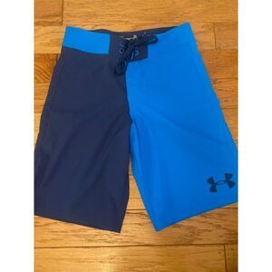 Under Armor boys blue loose swim surf board tied shorts size 26